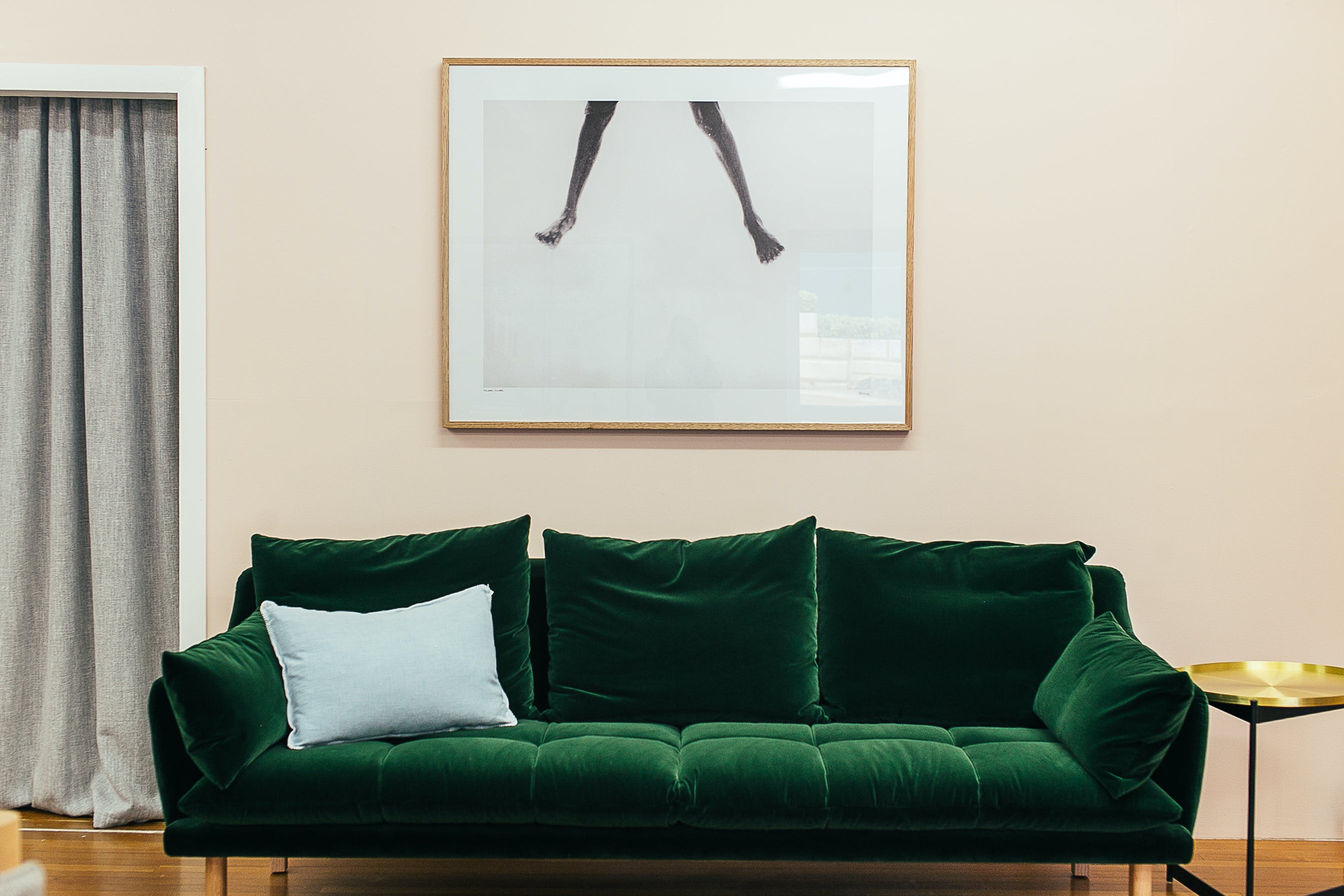 The Art of Customizing Furniture: A Comprehensive Guide to Pros and Cons