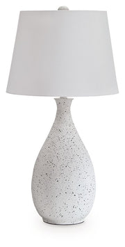 Wyattford - Metal Table Lamp - White / Black