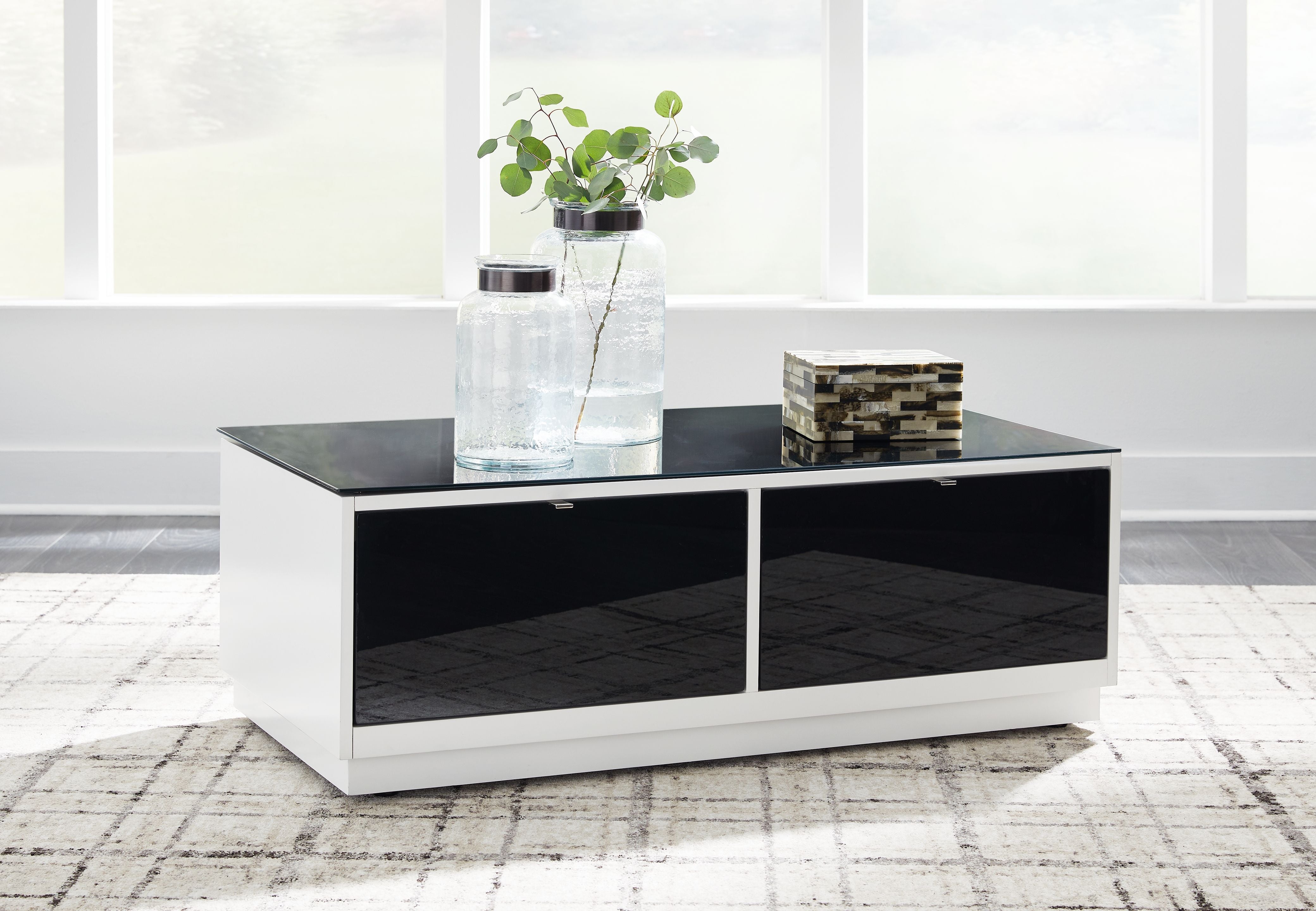 Gardoni - Rectangular Cocktail Table - White / Black