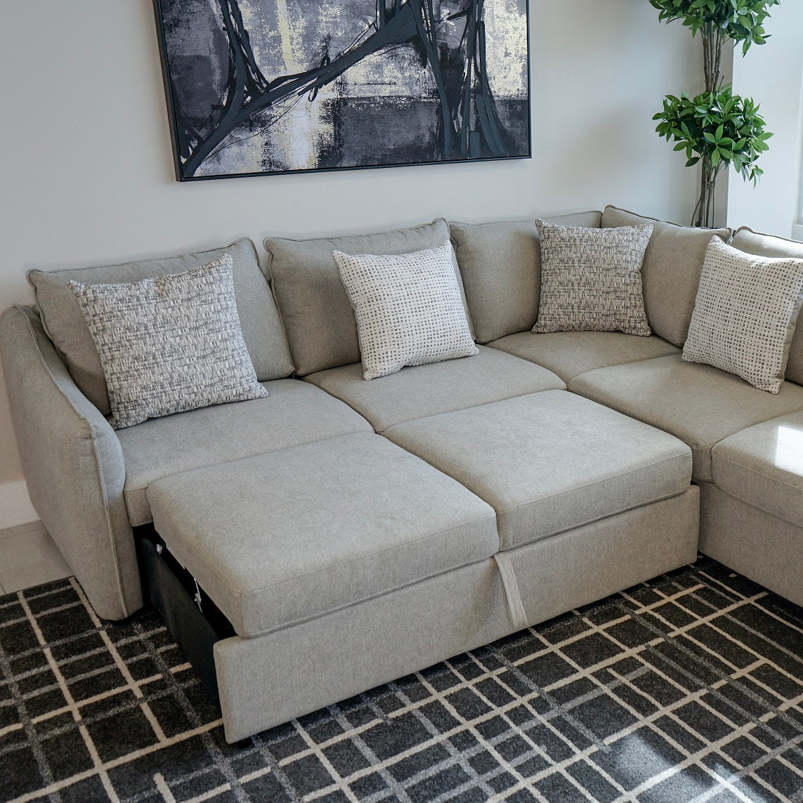 Mila Pull Out Sectional - 3 Piece