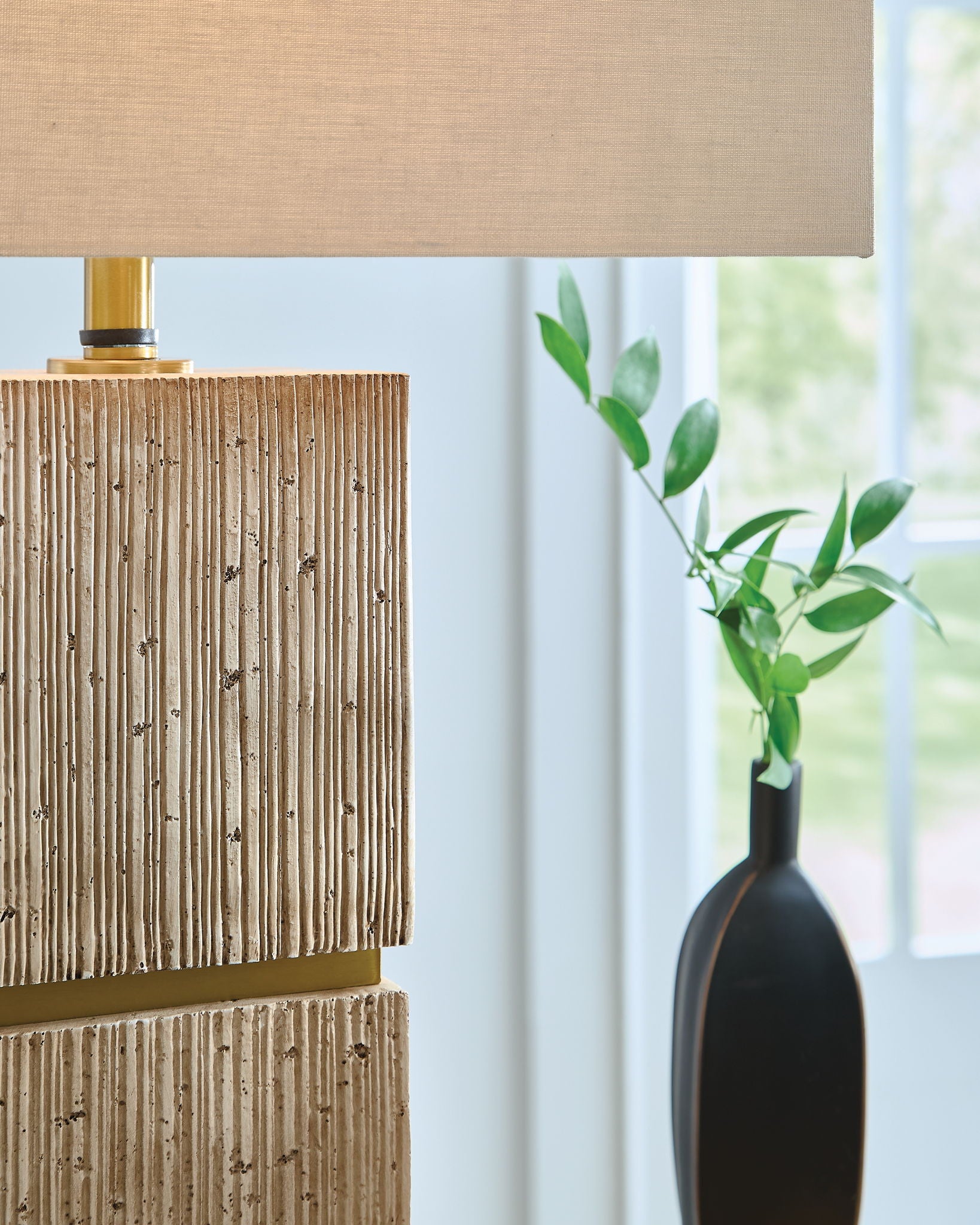 Laddner - Poly Table Lamp - Beige