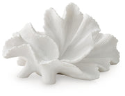 Waynemont - Sculpture - White
