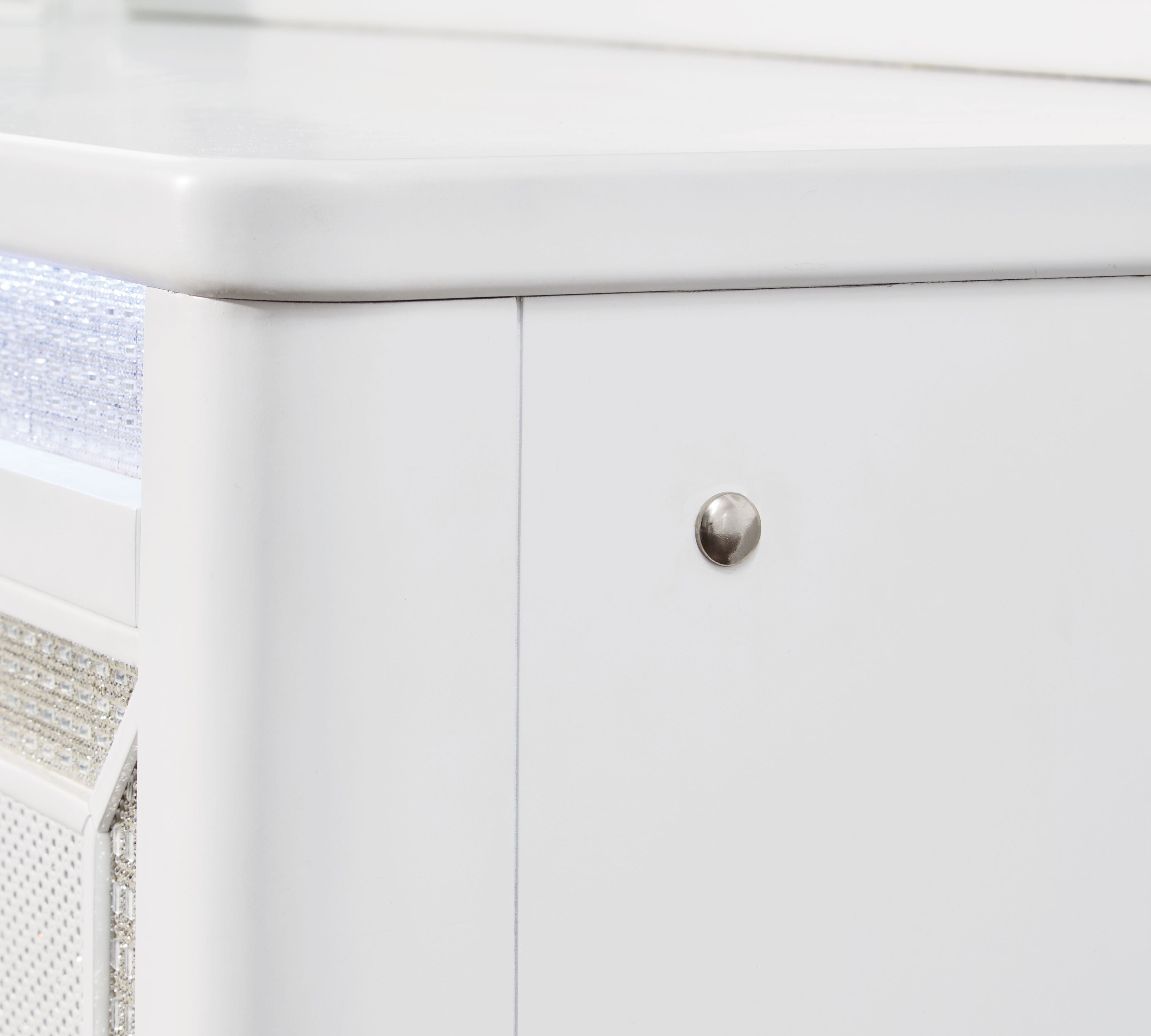 Chalanna - Dresser And Mirror - White