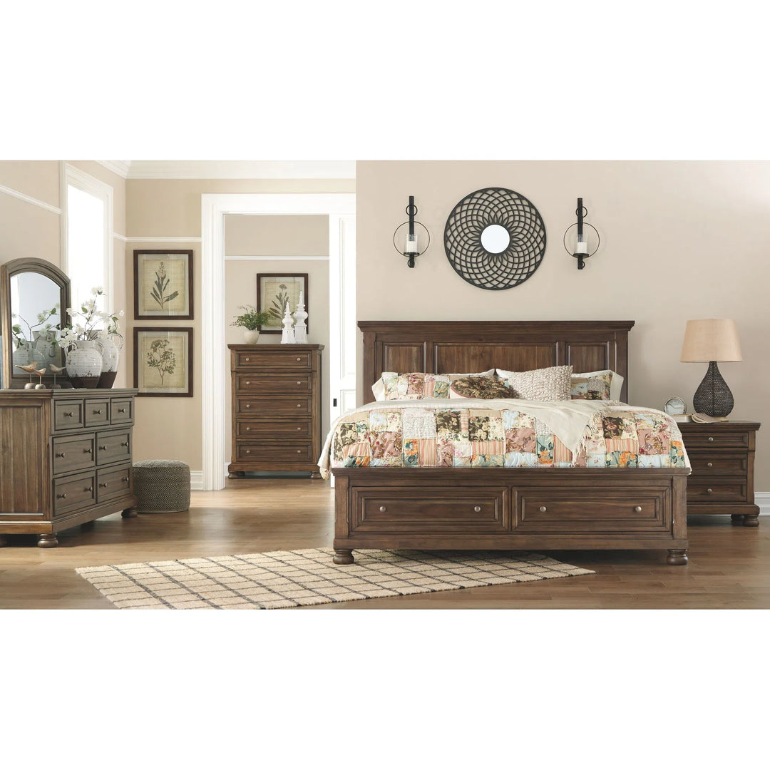 Flynnter - Medium Brown - Queen Panel Bed with 2 Storage Drawers