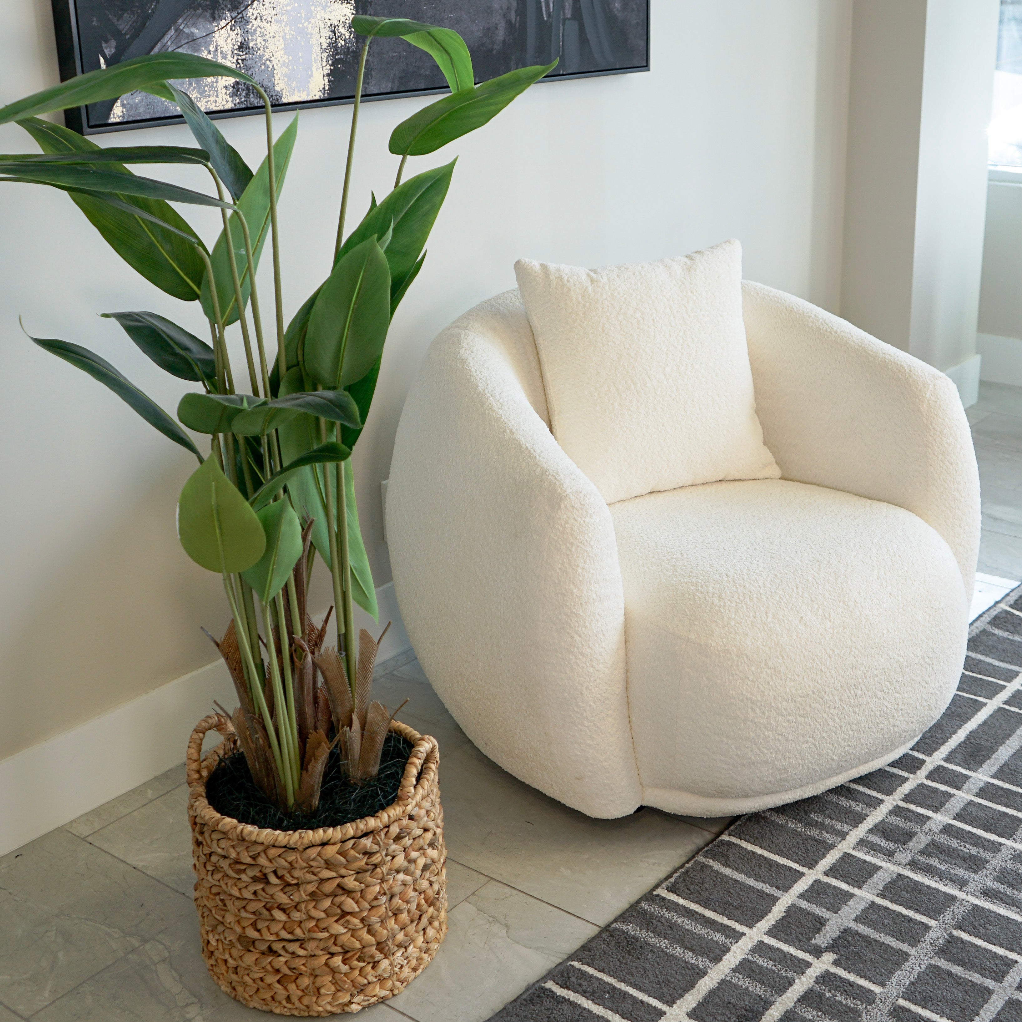 Diana Modern Curved Chair