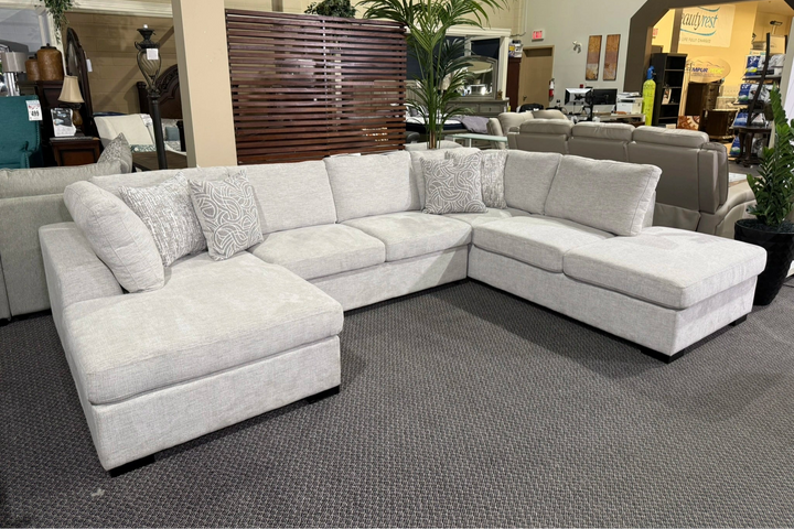 Noah Large Sectional with Pull Out