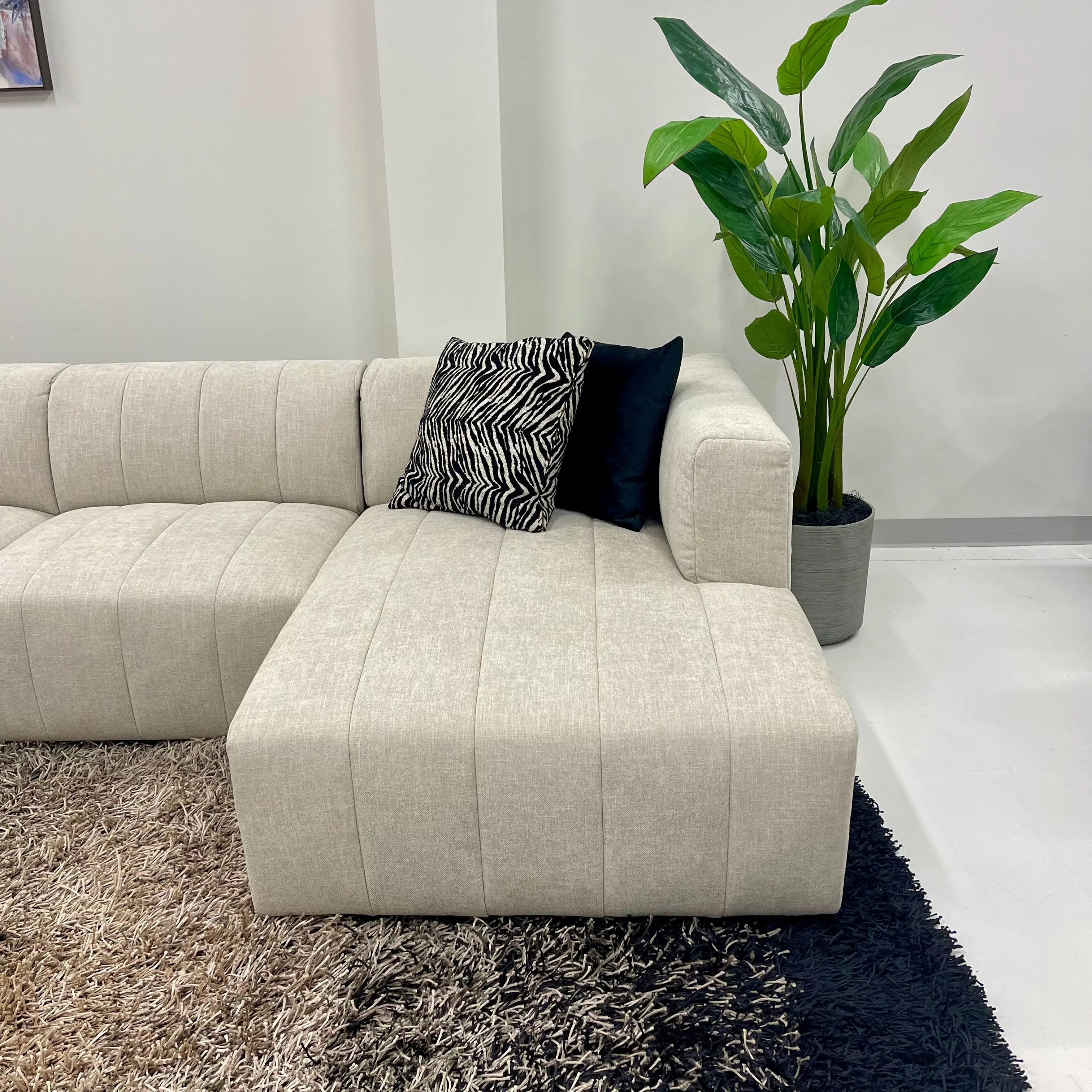 Lauriston 6 Piece Chaise Sectional