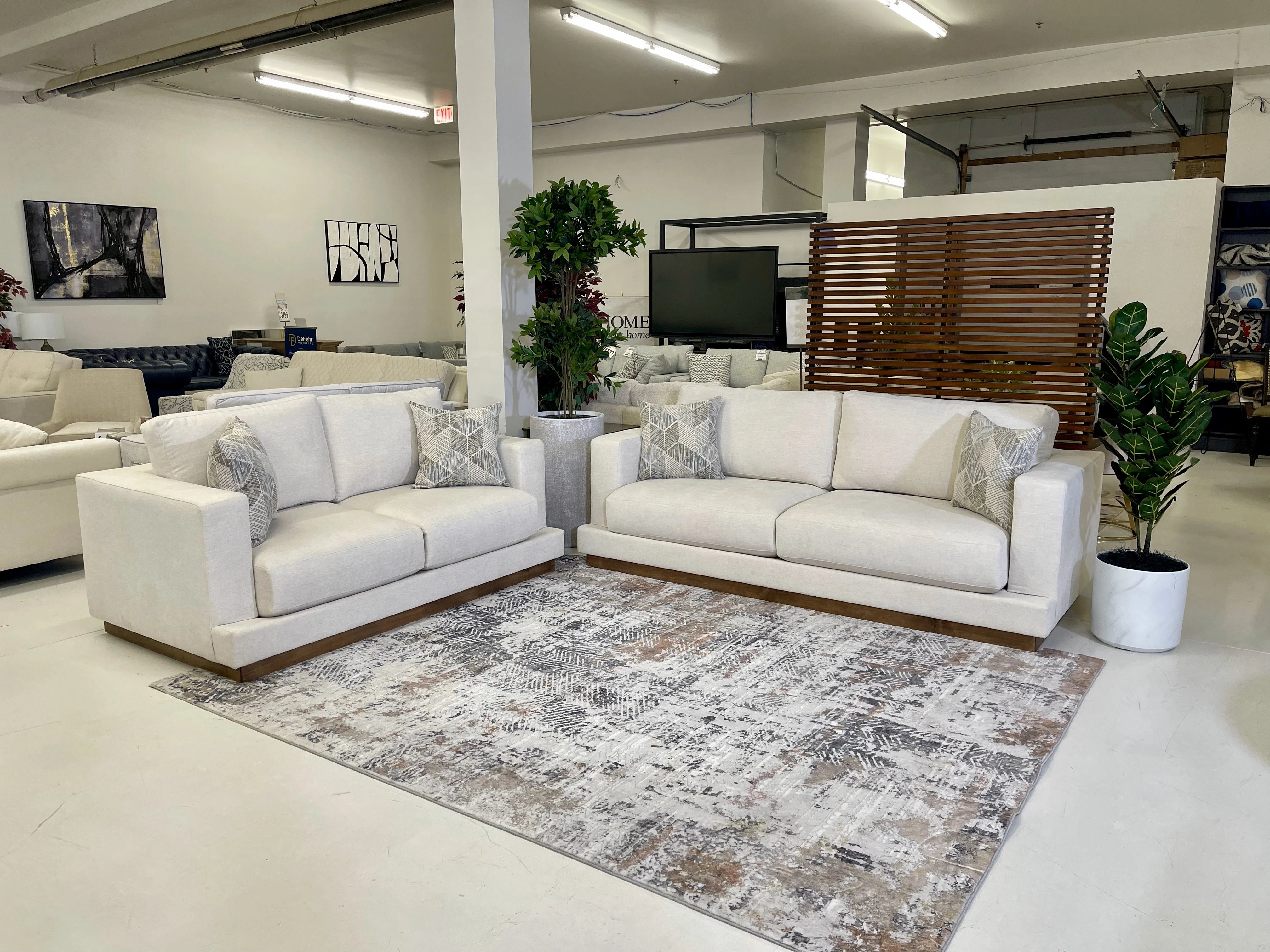 Muskoka Loveseat | Made in Canada