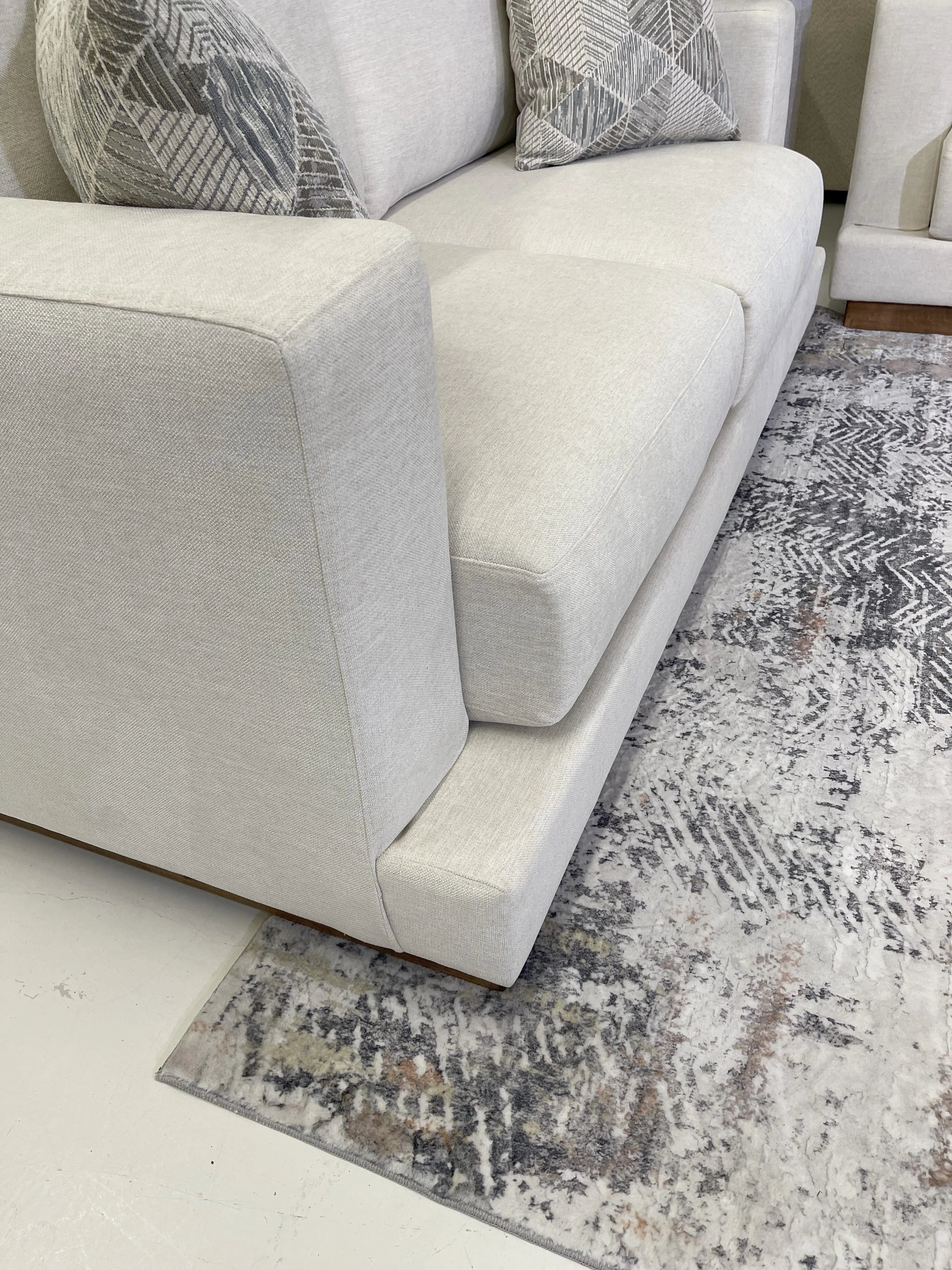 Muskoka Loveseat | Made in Canada