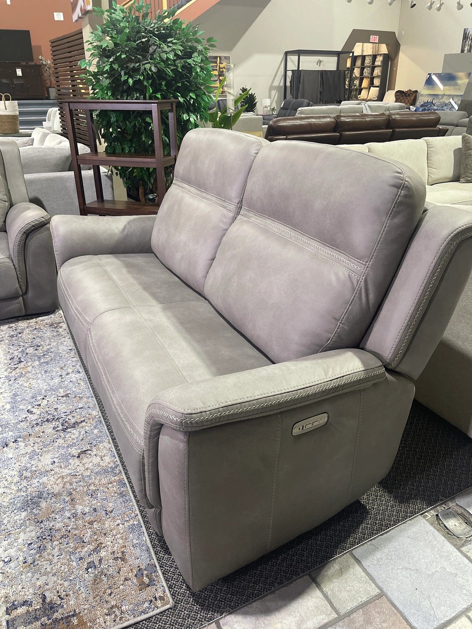 Lily Power Zero Gravity Reclining Sofa with Power Headrest