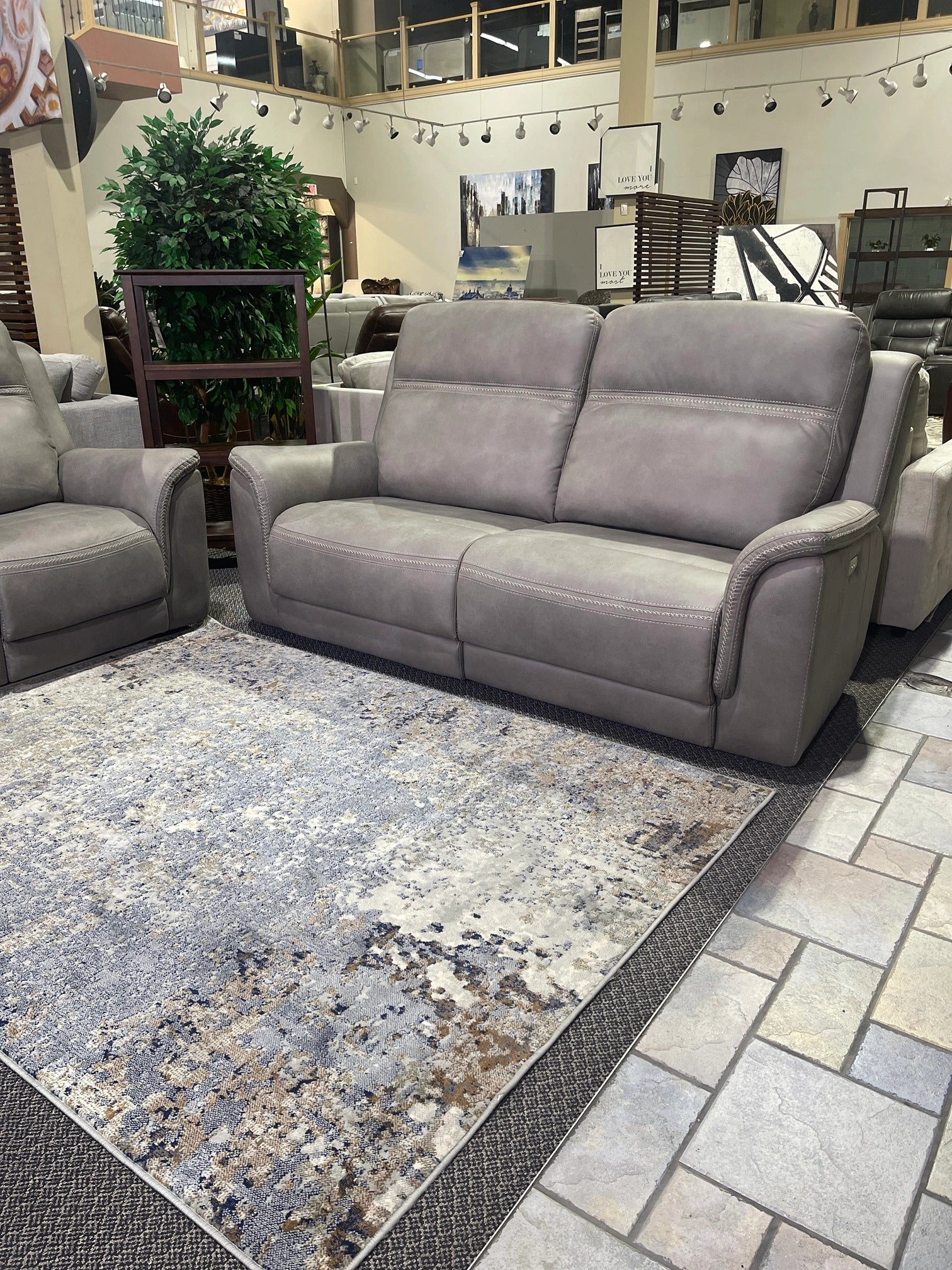 Lily Power Zero Gravity Reclining Sofa with Power Headrest