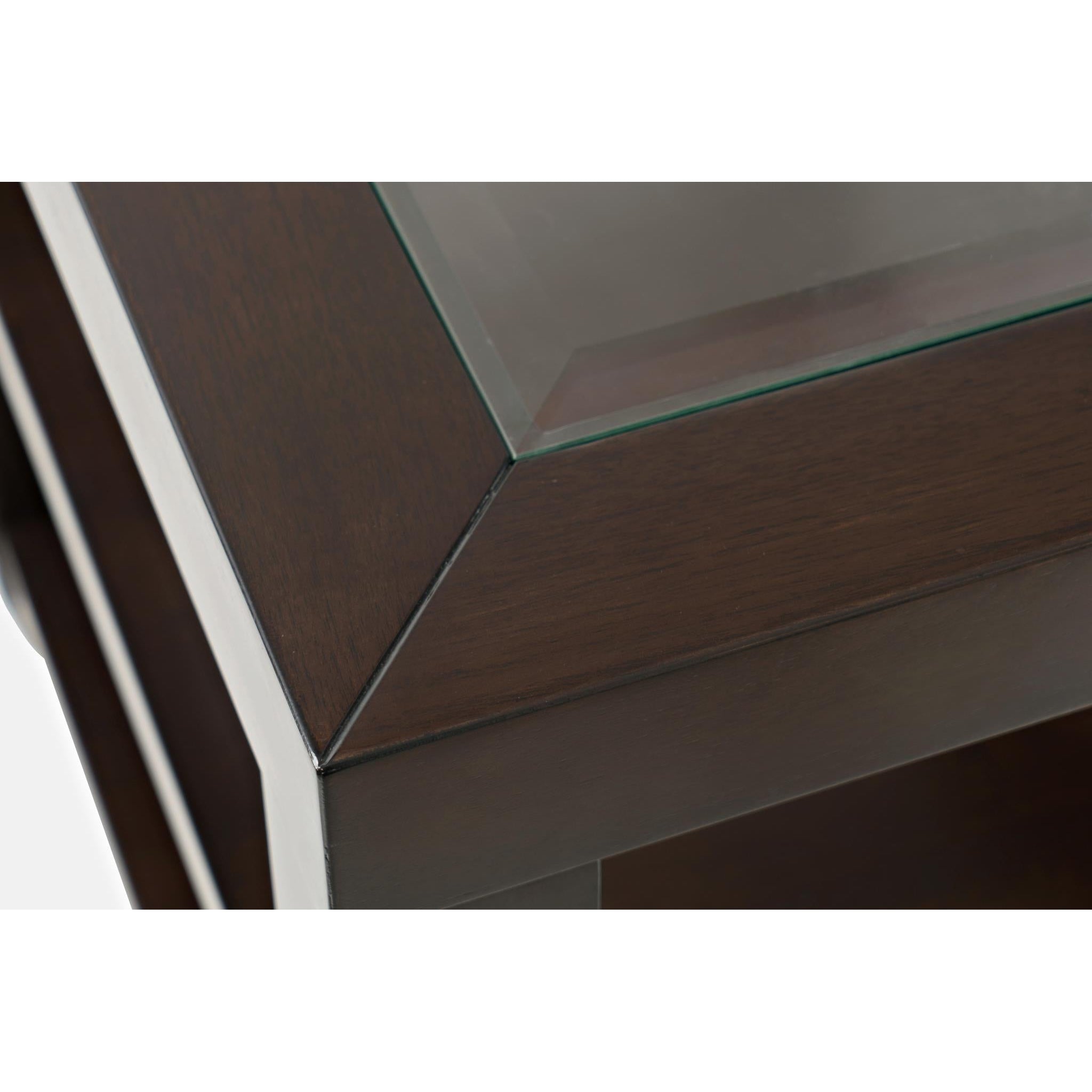 Urban Icon Chairside Table- Merlot